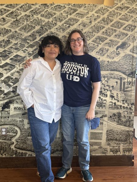 Leyva with Assistant Professor Lau Cesarco-Eglin (right).